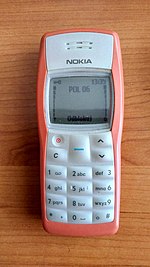 Nadal działajaca Nokia 1100 (2018 rok) Zakupiona w 2005 roku. Obecnie obsługuje polską sieć Play.jpg