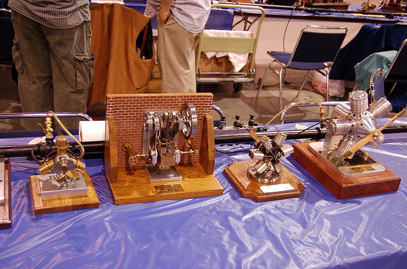 File:North American Model Engineering Expo 4-19-2008 211 N (2497842099).jpg