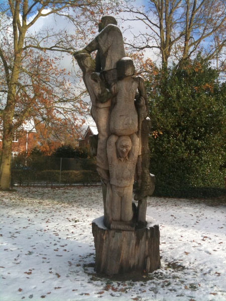 File:North Walsham statue.png