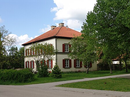 Oberoestheim Kirchplatz 8 001