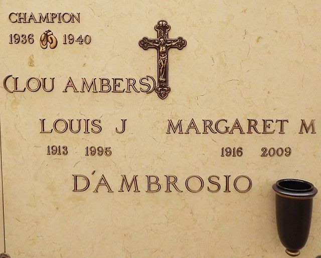 Crypt of Ambers and his wife Margaret