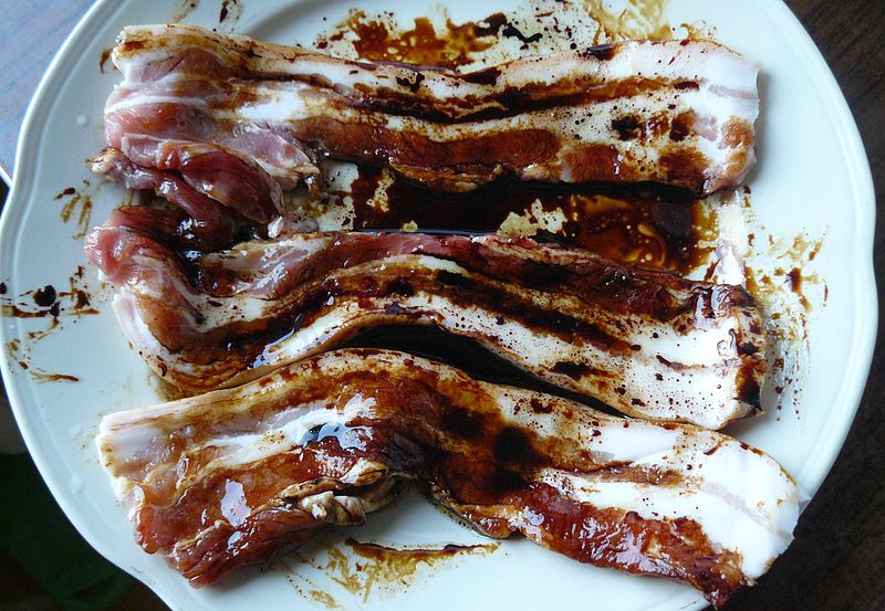 File:Polish bacon in the marinade.JPG