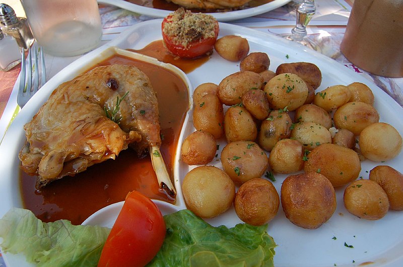 File:Poulet en plat du jour servi à l'Isle-sur-la-Sorgue.jpg