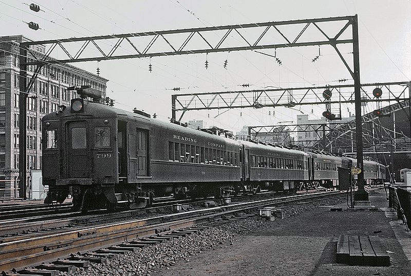 File:Reading 799 near Reading Terminal, Philadelphia, September 1964 (23872619066).jpg