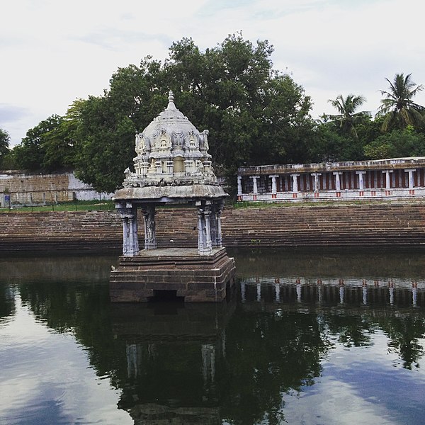 File:Reflection temple.jpg