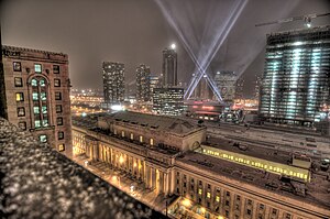 Rooftop view of Union Station, Toronto, at night.jpg