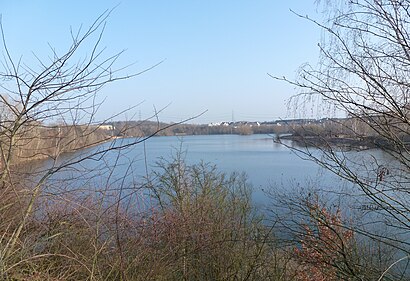 So kommt man zu dem Rotter See mit den Öffentlichen - Mehr zum Ort Hier