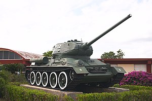 Russian T-34 tank in Museo Giron.jpg