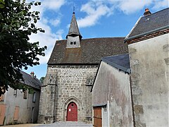 La façade occidentale de l'église Saint-Laurent.