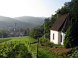 Schönstattkapelle in Merzhausen mit Blick auf die Ortsmitte mit Baugebiet Im Brunnacker