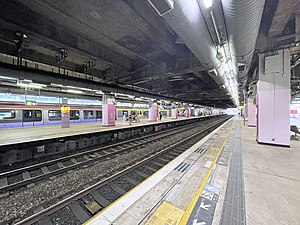 沙田站月台（2022年4月）