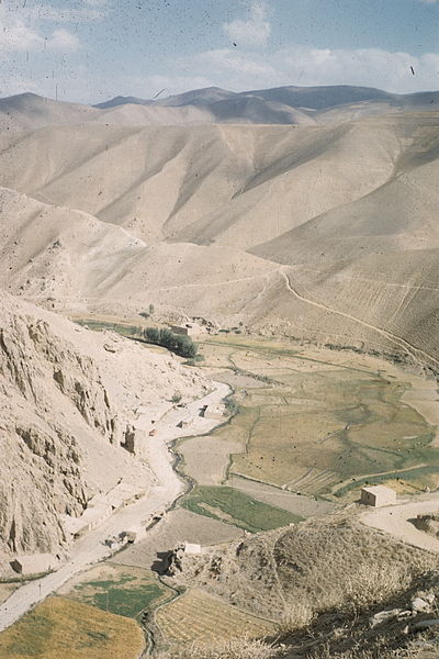 File:Shibar pass D76.jpg