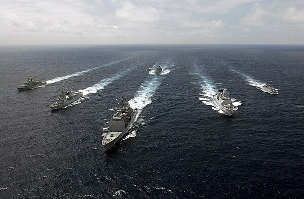 The Standing NRF Maritime Group 1 in 2007 with HNLMS Evertsen second from the right