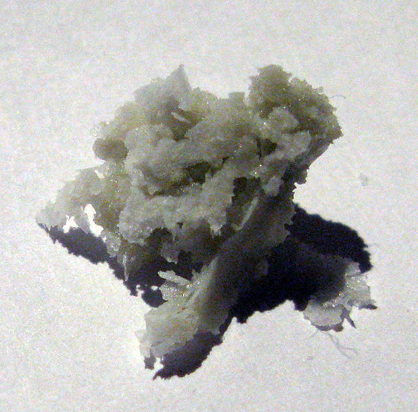 File:Solid CO2 L.jpg