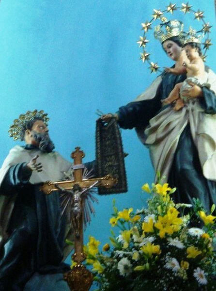 File:Statua della Madonna del Carmelo e di San Simone Stock (Altare Maggiore Chiesa del Carmine di Messina).jpg