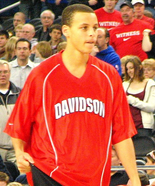 Curry at the 2008 NCAA tournament