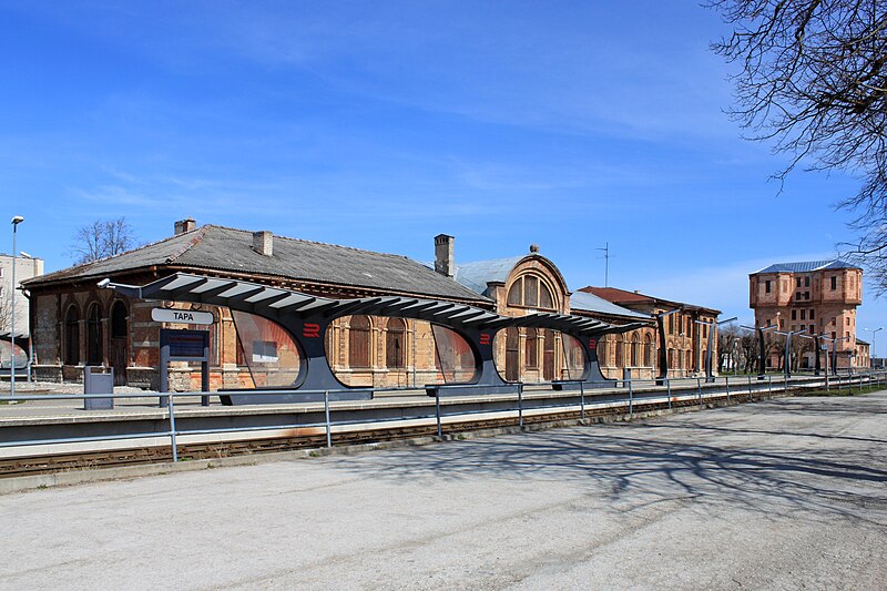 File:Tapa railway station.jpg