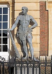 The Barbarian Statue, Hampton Court Palace.jpg