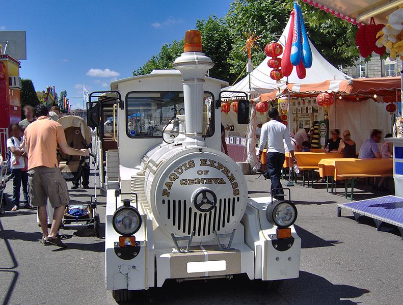 File:Train touristique - Genève, 2006 (2).jpg