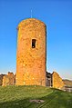 Turm der Burgruine von Mellnau.jpg
