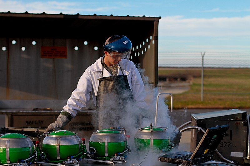 File:U.S. Air Force Airman 1st Class Christopher Garrison, an F-16C Fighting Falcon aircraft crew chief assigned to the 177th Aircraft Maintenance Squadron, New Jersey Air National Guard, performs liquid oxygen 131106-Z-NI803-239.jpg