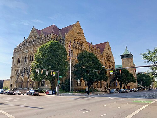 500px-U.S._Post_Office_and_Courthouse%2C_Columbus%2C_OH_-_48310707782.jpg