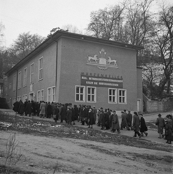 File:USIS - Gasthaus Maerzenkeller 2.jpg