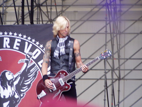 Bassist Duff McKagan performing at Gods of Metal in 2007