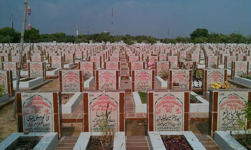 File:Wadi-e-Hussain Cemetery (Karachi, Pakistan).jpg