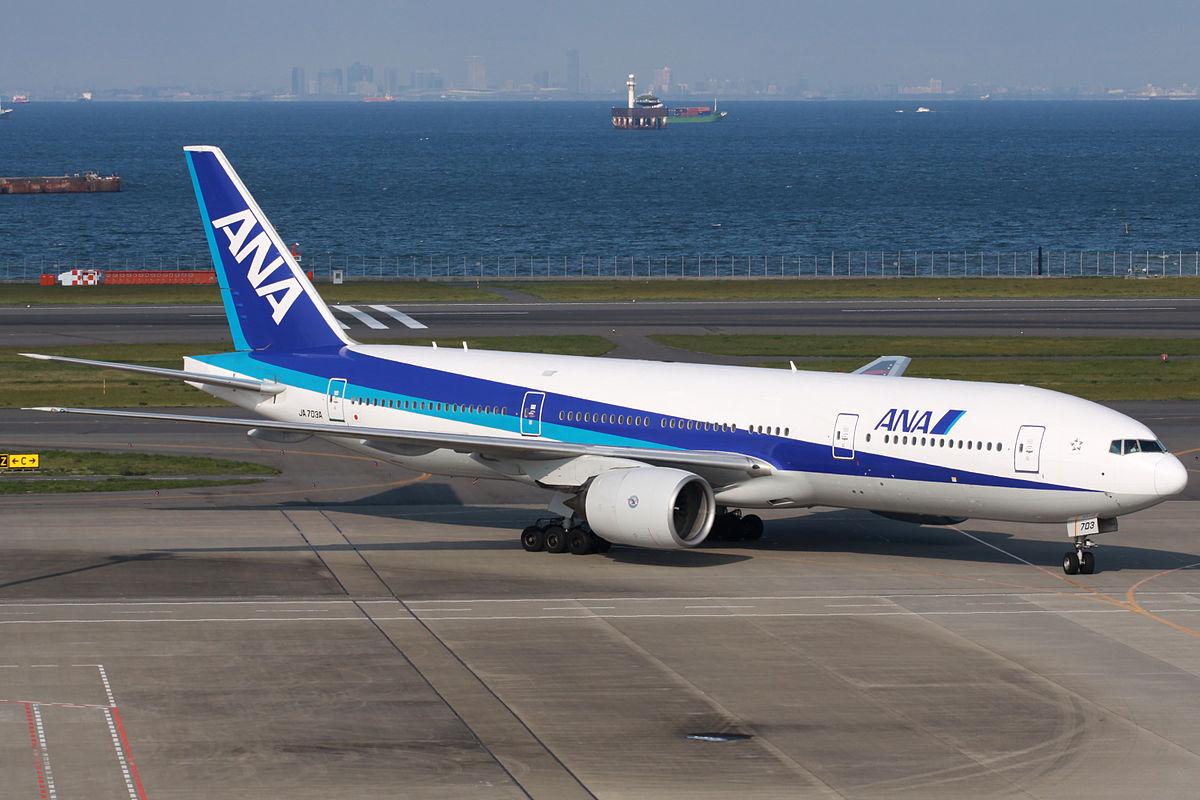 File:ANA B777-200(JA703A) (4671171451).jpg - Wikimedia Commons