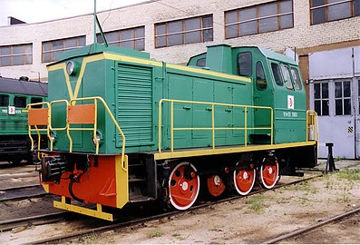 ТГМ23Б-2863 в Риге после модернизации с двигателем VOLVO (серия TGM23BV).
