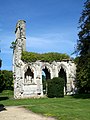 Abbaye de la Victoire, bas-côté de l'église abbatiale de 1472.jpg