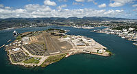 Aerial view of Ford Island Pearl Harbor 2013.JPG