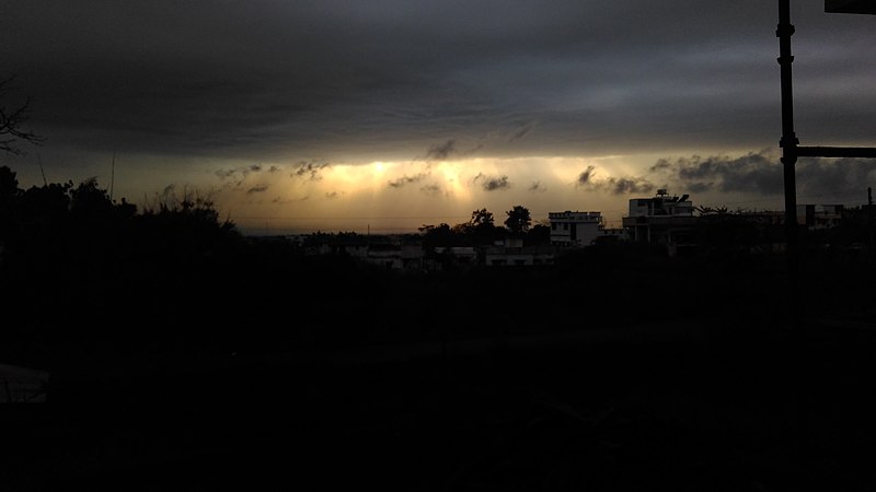 File:After rain evening at shahstradhara,dehradun.jpg