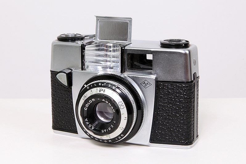 File:Agfa Silette F Front.jpg