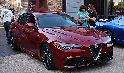 Alfa Romeo Giulia (35803136742)