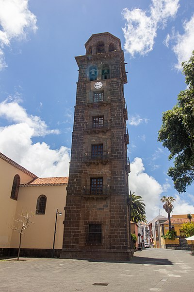 File:At La Laguna, Tenerife 2019 103.jpg