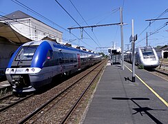 TER assurant la relation de Tours à Poitiers.