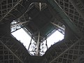 Bajo la torre Eiffel, Paris - panoramio.jpg