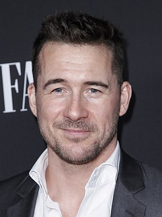 <span class="mw-page-title-main">Barry Sloane</span> English actor (born 1981)