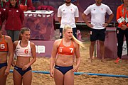 Deutsch: Beachhandball bei den Olympischen Jugendspielen 2018; Tag 6, 12. Oktober 2018; Mädchen, Hauptrundenspiel – Ungarn-Niederlande 2:1 English: Beach handball at the 2018 Summer Youth Olympics at 12 October 2018 – Girls Main Round – Hungary-Netherlands 2:1