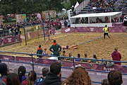 Deutsch: Beachhandball bei den Olympischen Jugendspielen 2018; Tag 6, 12. Oktober 2018; Mädchen, Hauptrundenspiel – Ungarn-Niederlande 2:1 English: Beach handball at the 2018 Summer Youth Olympics at 12 October 2018 – Girls Main Round – Hungary-Netherlands 2:1