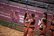 Deutsch: Beachhandball bei den Olympischen Jugendspielen 2018; Tag 6, 12. Oktober 2018; Mädchen, Hauptrundenspiel – Chinesisch Taipei (Taiwan)-Paraguay 0:2 English: Beach handball at the 2018 Summer Youth Olympics at 12 October 2018 – Girls Main Round – Chinese Taipei (Taiwan)-Paraguay 0:2