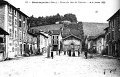 Beaurepaire, place du Jeu de Paume, 1912