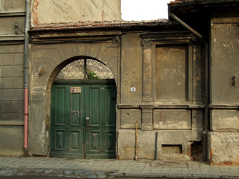 File:Braşov (Kronstadt, Brassó) - gate.jpg