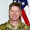 Brigadir Kevin Copsey mengunjungi Caserma Ederle, Vicenza, Italia (dipotong).jpg