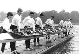 Bundesarchiv Bild 183-1982-0819-034, Nationalmannschaft, DDR, Achter.jpg