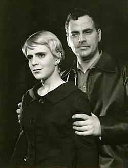 Caryna Houmann och Ulf Qvarsebo i Vilse i lustgården på Helsingborgs stadsteater 1961.