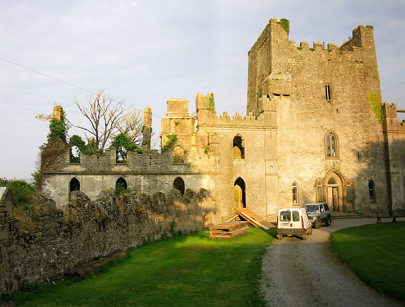 File:Castle Leap, Birr, Ireland.jpg