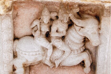 Skulpturë tavani, Basadi Panchakuta në Kambadahalli